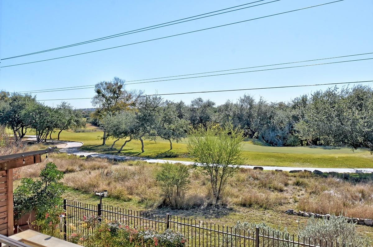 Image 35 of 40 For 930 Dulce Vis