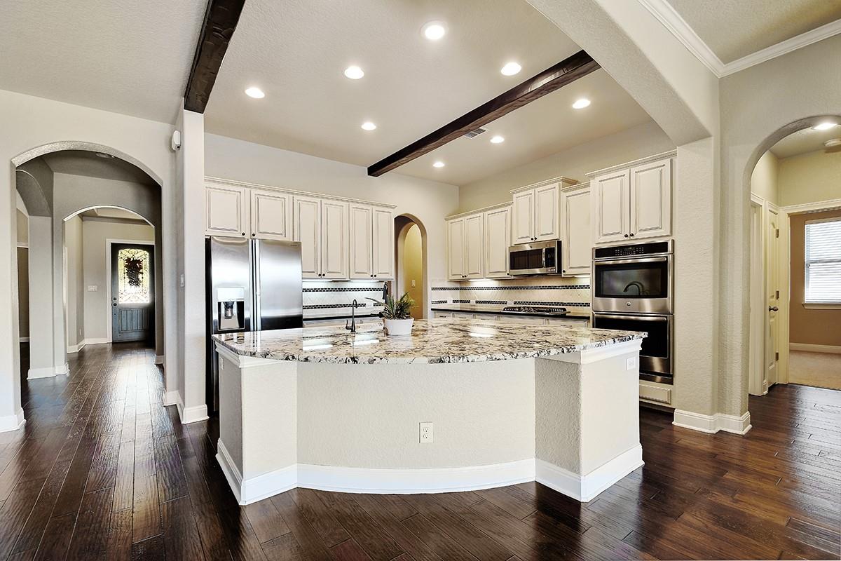 Image 5 of 40 For 930 Dulce Vis