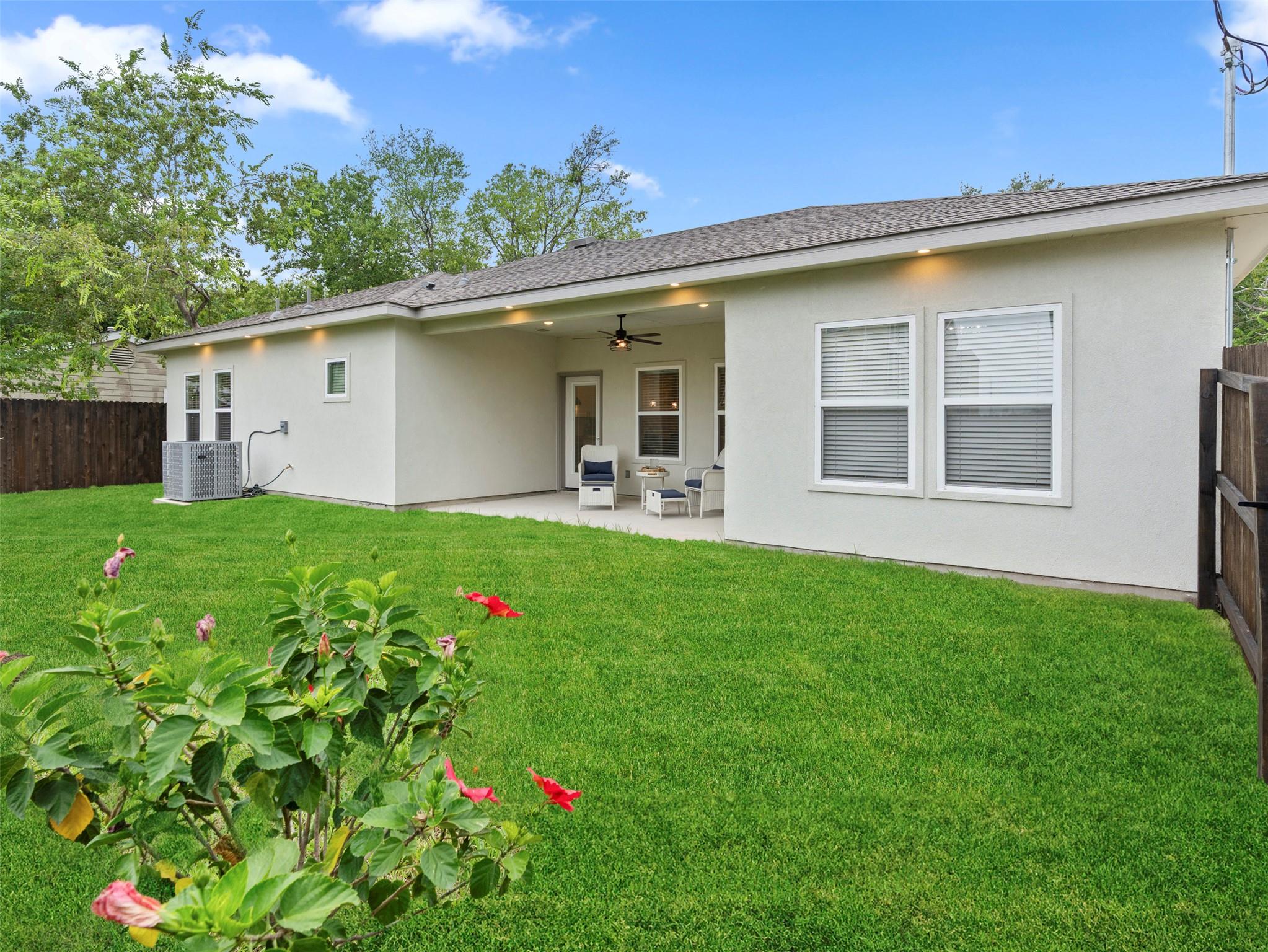 Image 31 of 35 For 5338 Howard St St