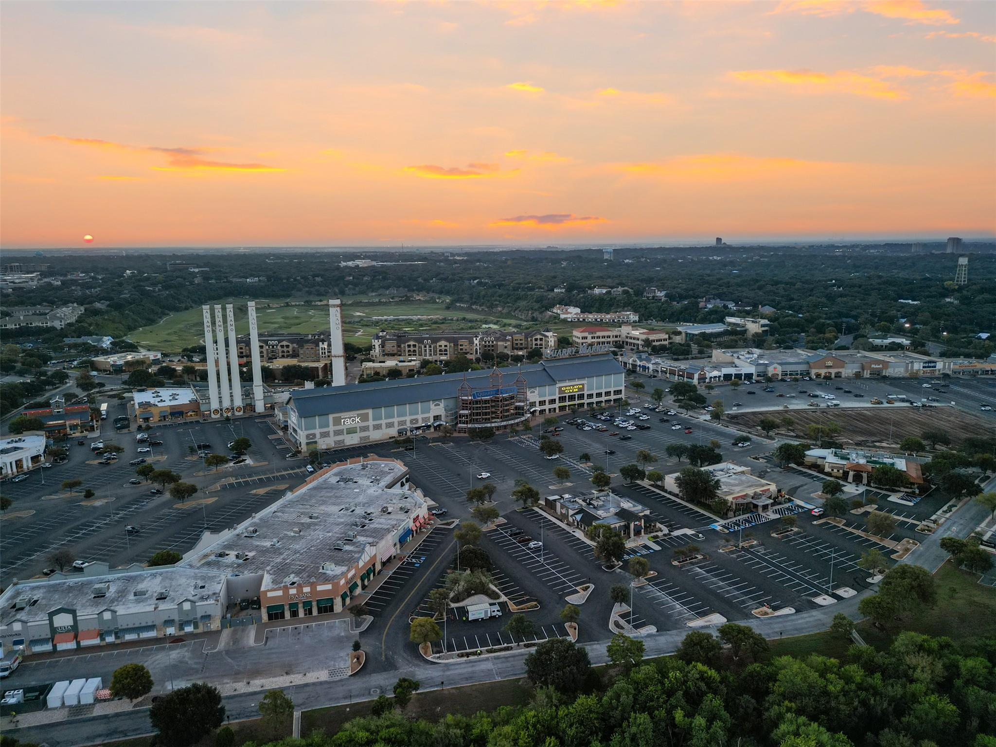 Image 33 of 35 For 5338 Howard St St