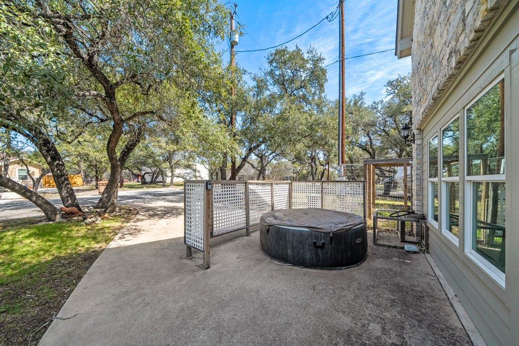 Image 31 of 40 For 209 Lakeview Cir