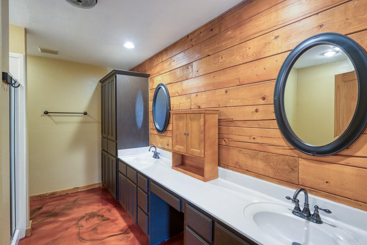 Image 38 of 40 For 800 County Road 126