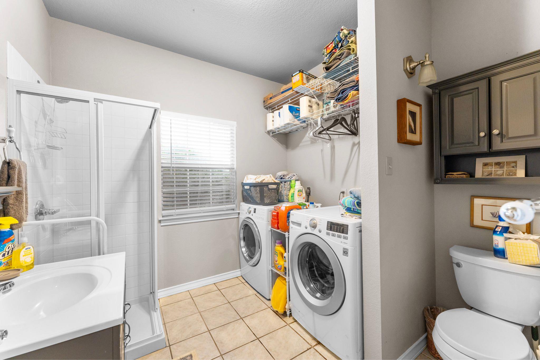 Image 39 of 40 For 221 Breakaway Rd