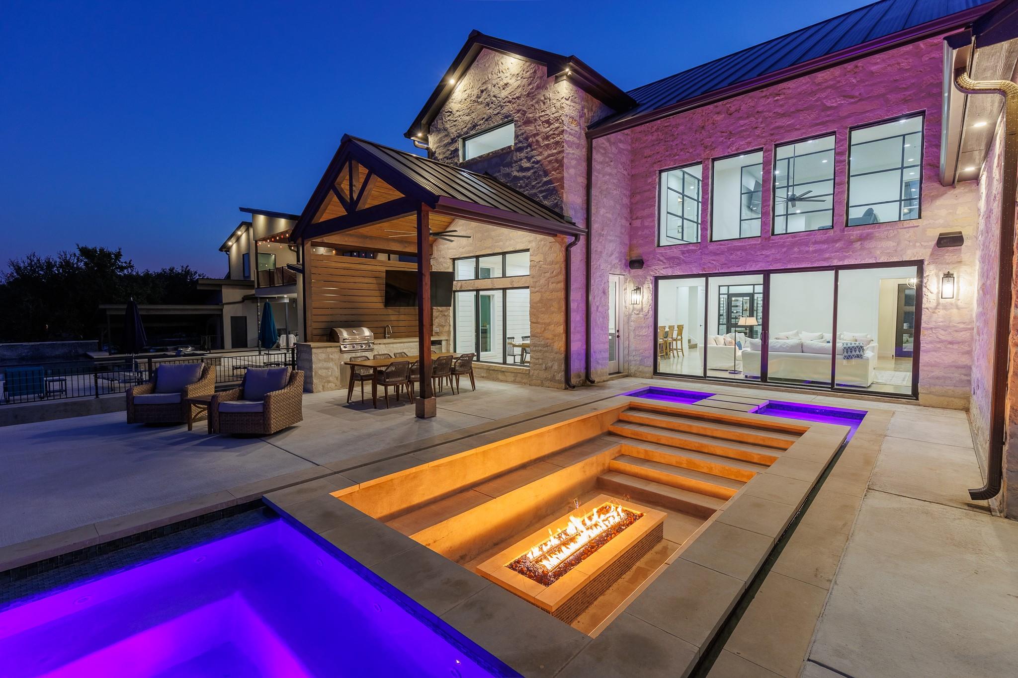 Details for 241 Lazy Oaks Ln, Kingsland, TX 78639