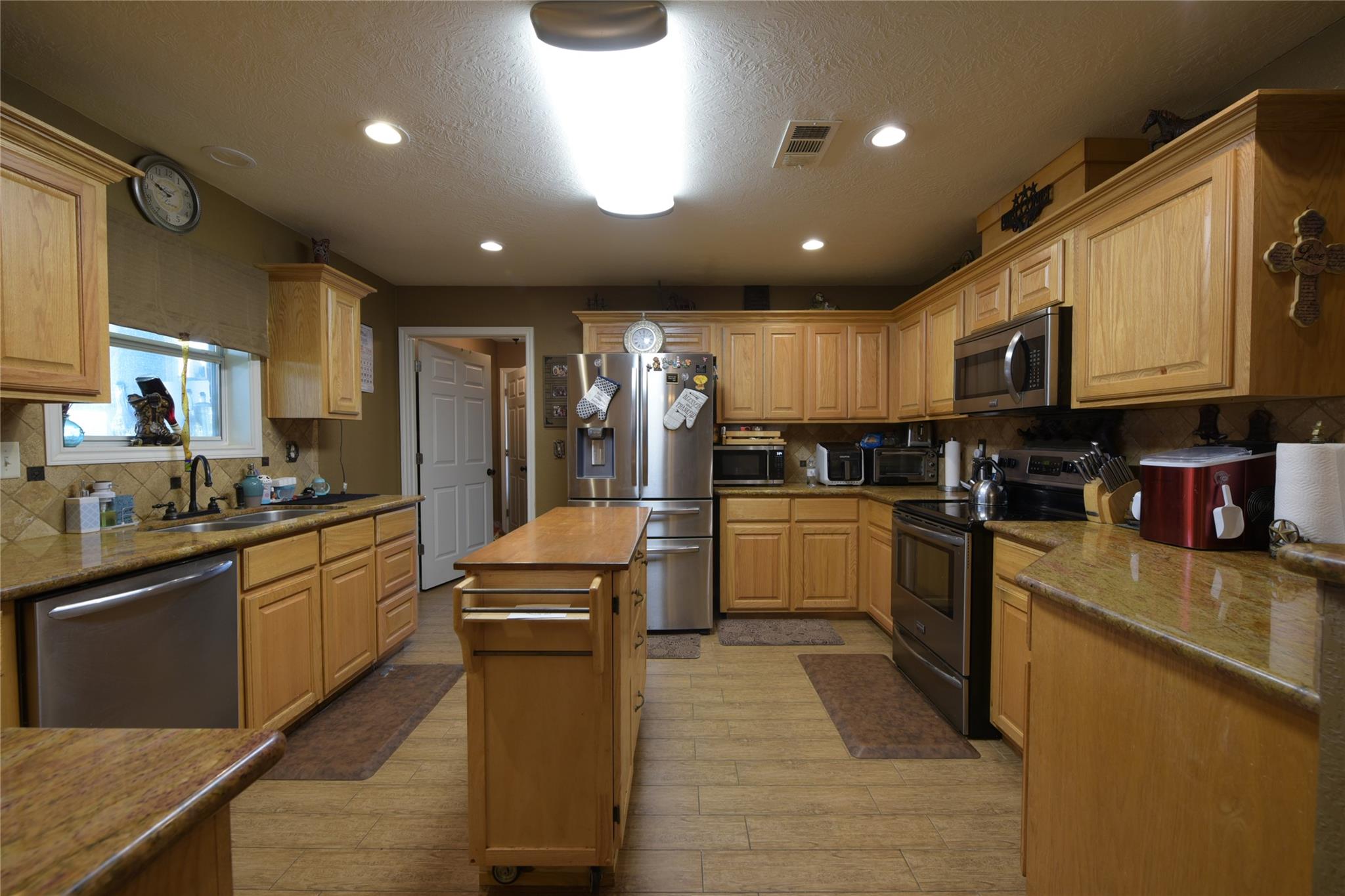 Image 10 of 11 For 7523 State Highway 21 W