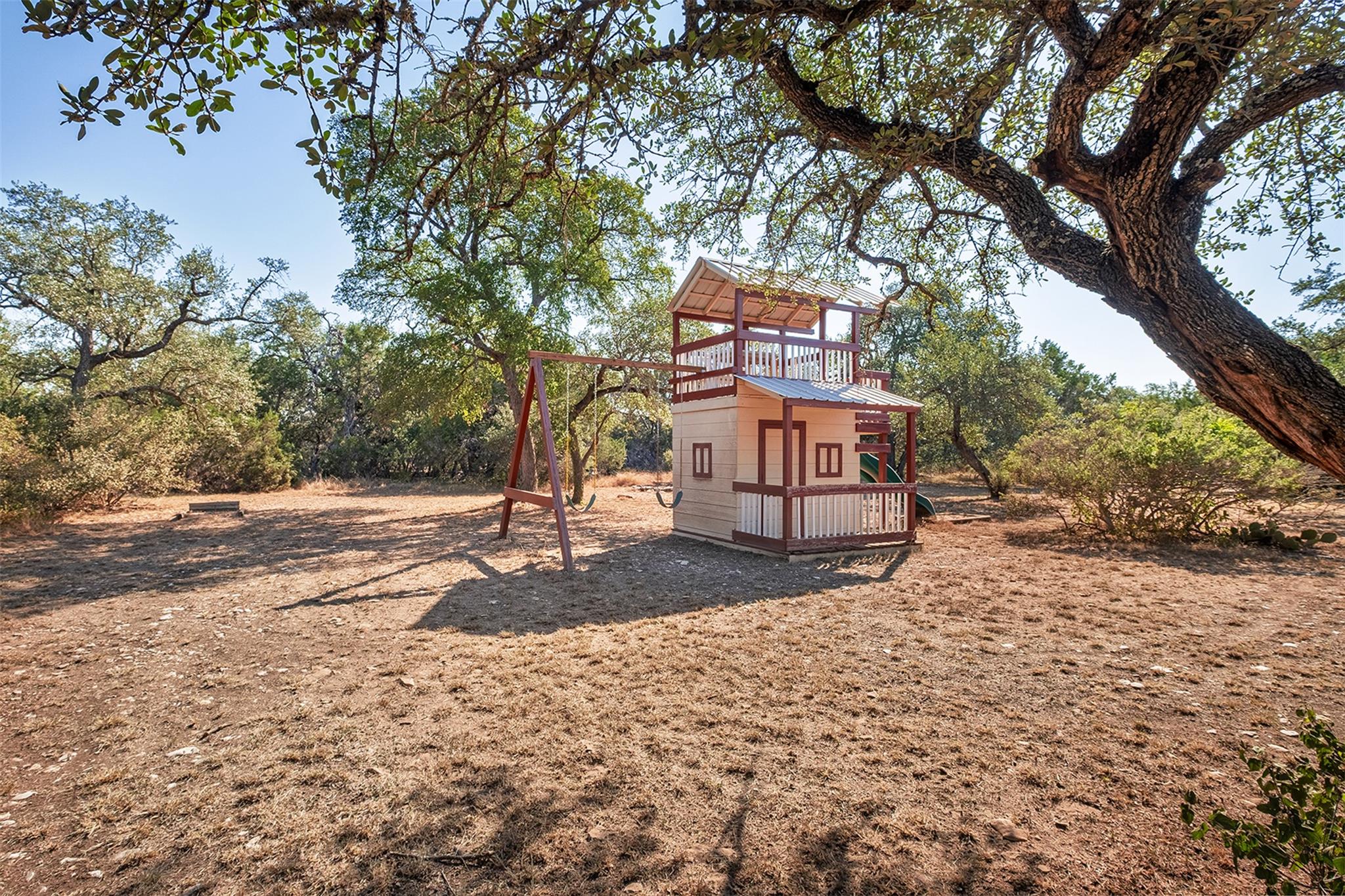 Image 26 of 38 For 280 Sunset Ter