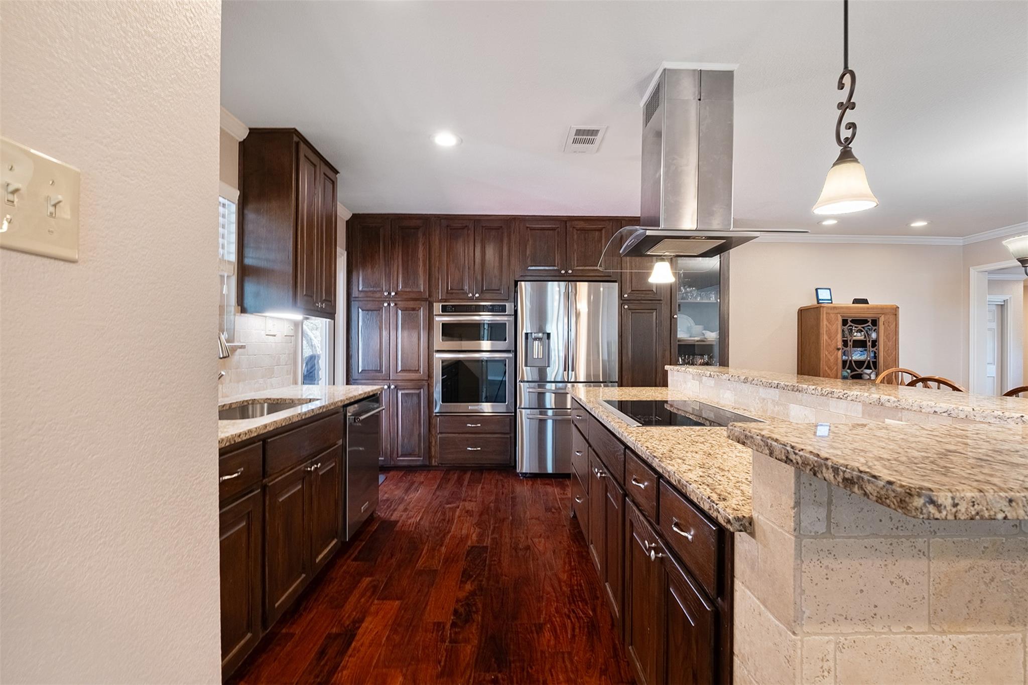 Image 6 of 38 For 280 Sunset Ter