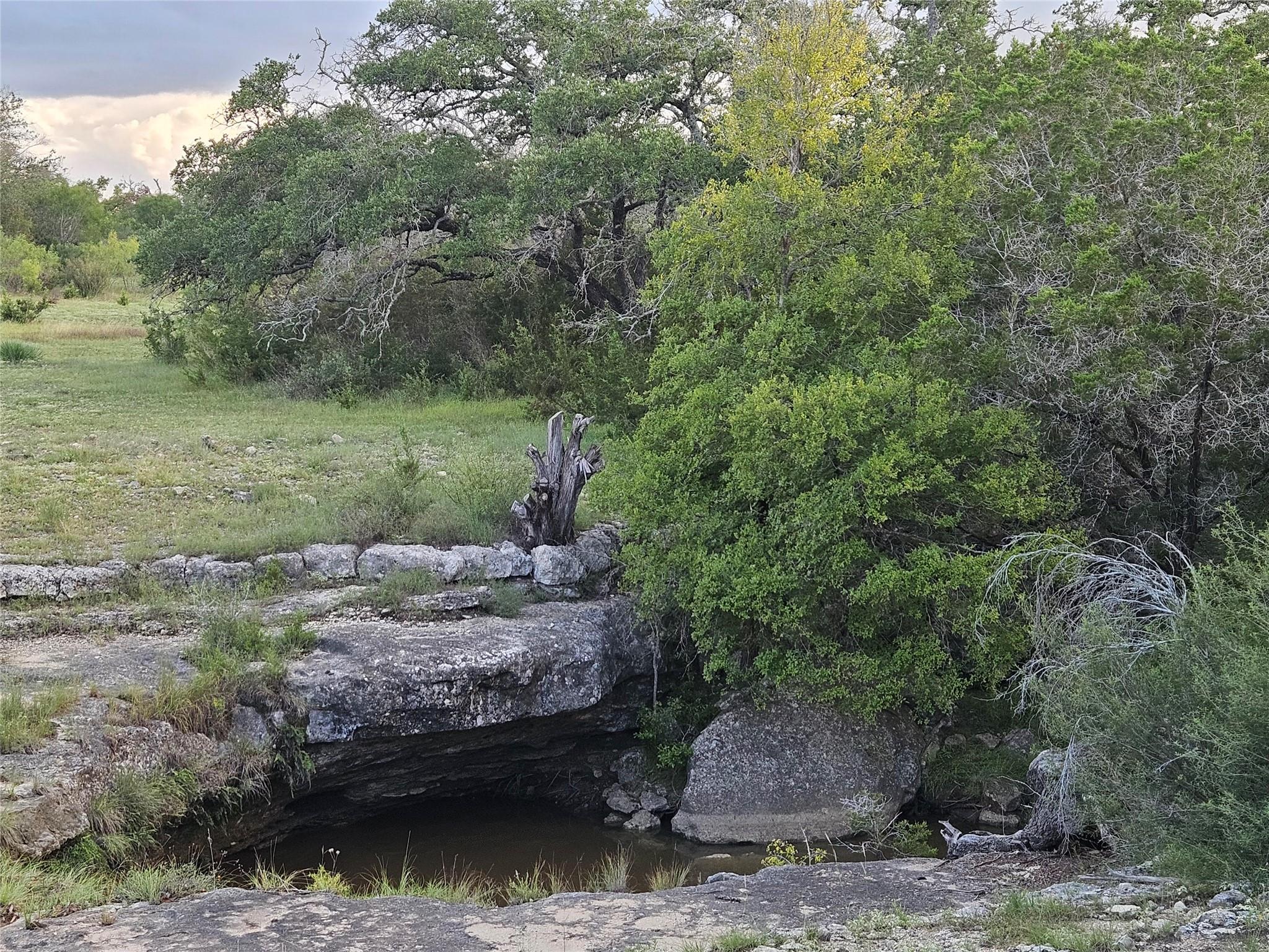 Details for 9939 County Road 404, Spicewood, TX 78669