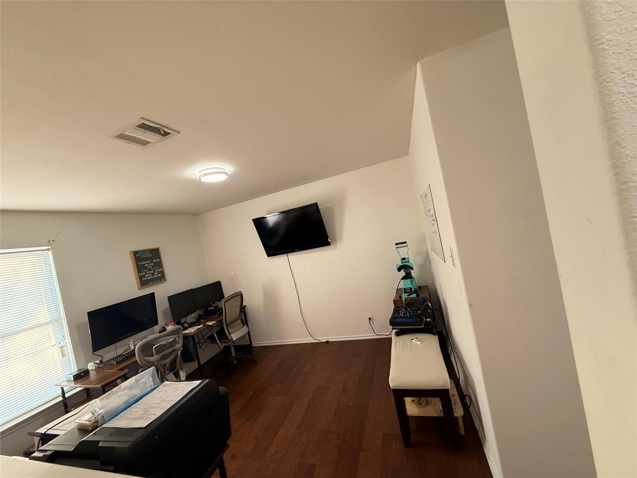 Image 24 of 40 For 3254 Swallow Pointe