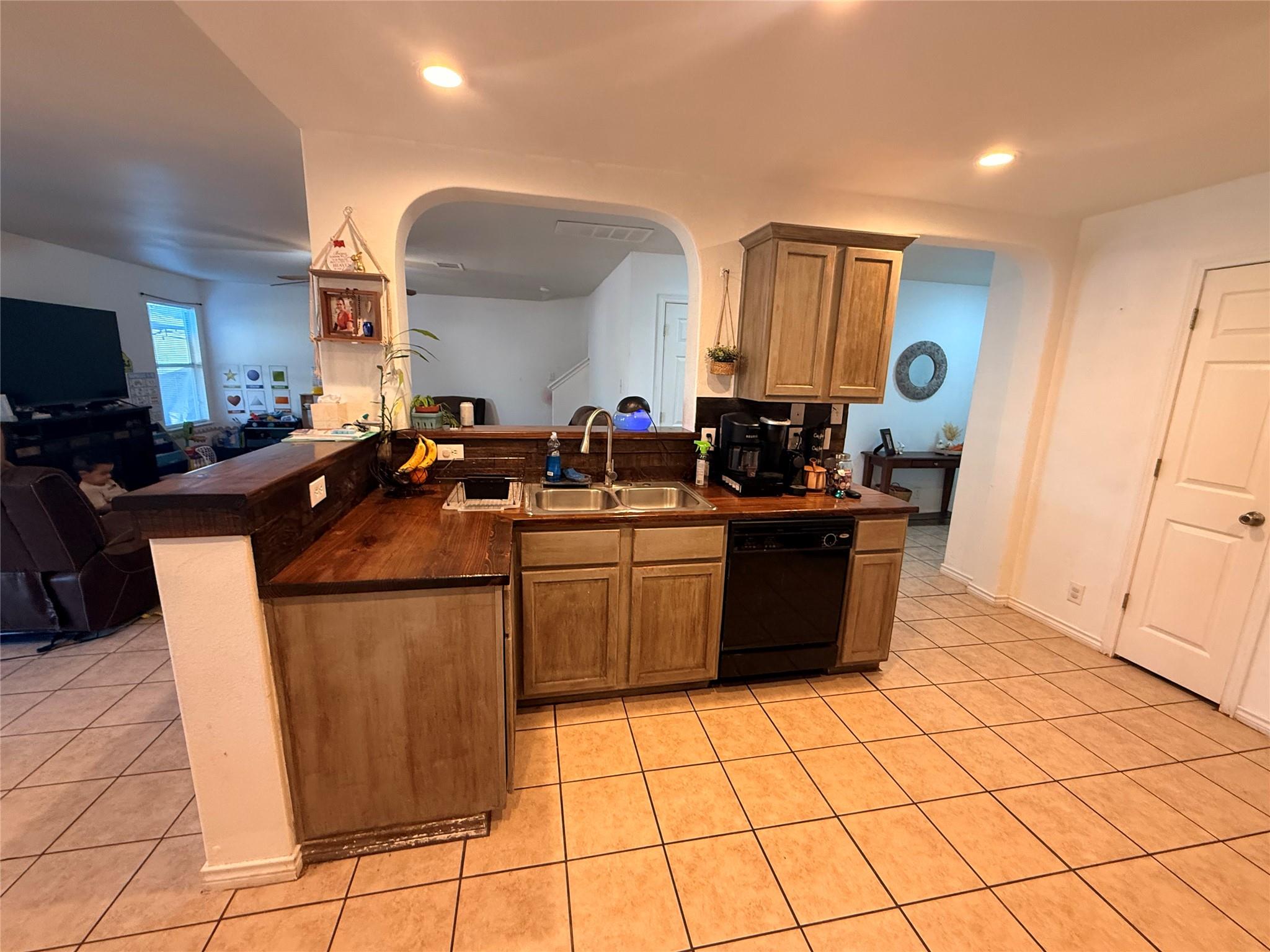 Image 4 of 40 For 3254 Swallow Pointe