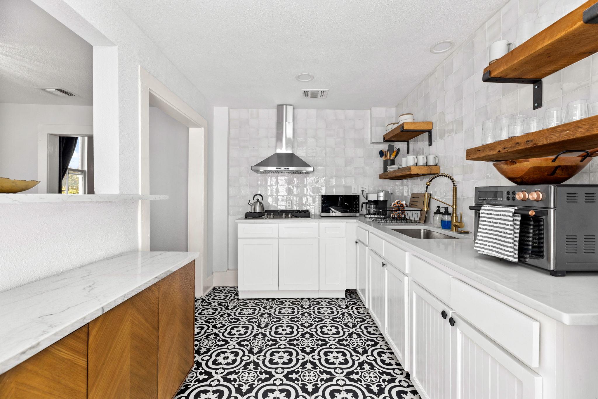 Image 10 of 17 For 110 Craig Pl 2