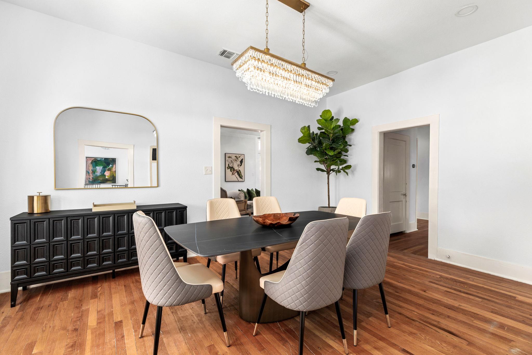 Image 5 of 17 For 110 Craig Pl 2