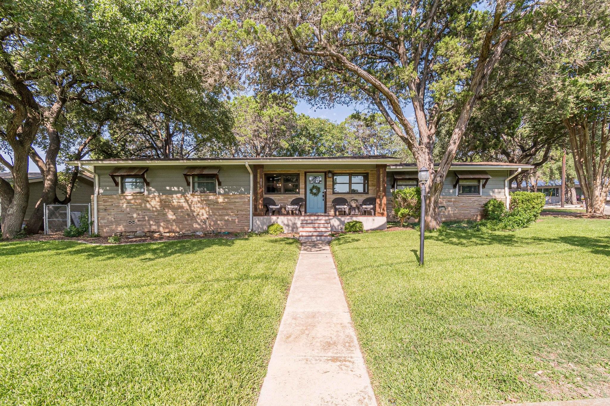 Details for 889 Oak Ln , New Braunfels, TX 78130