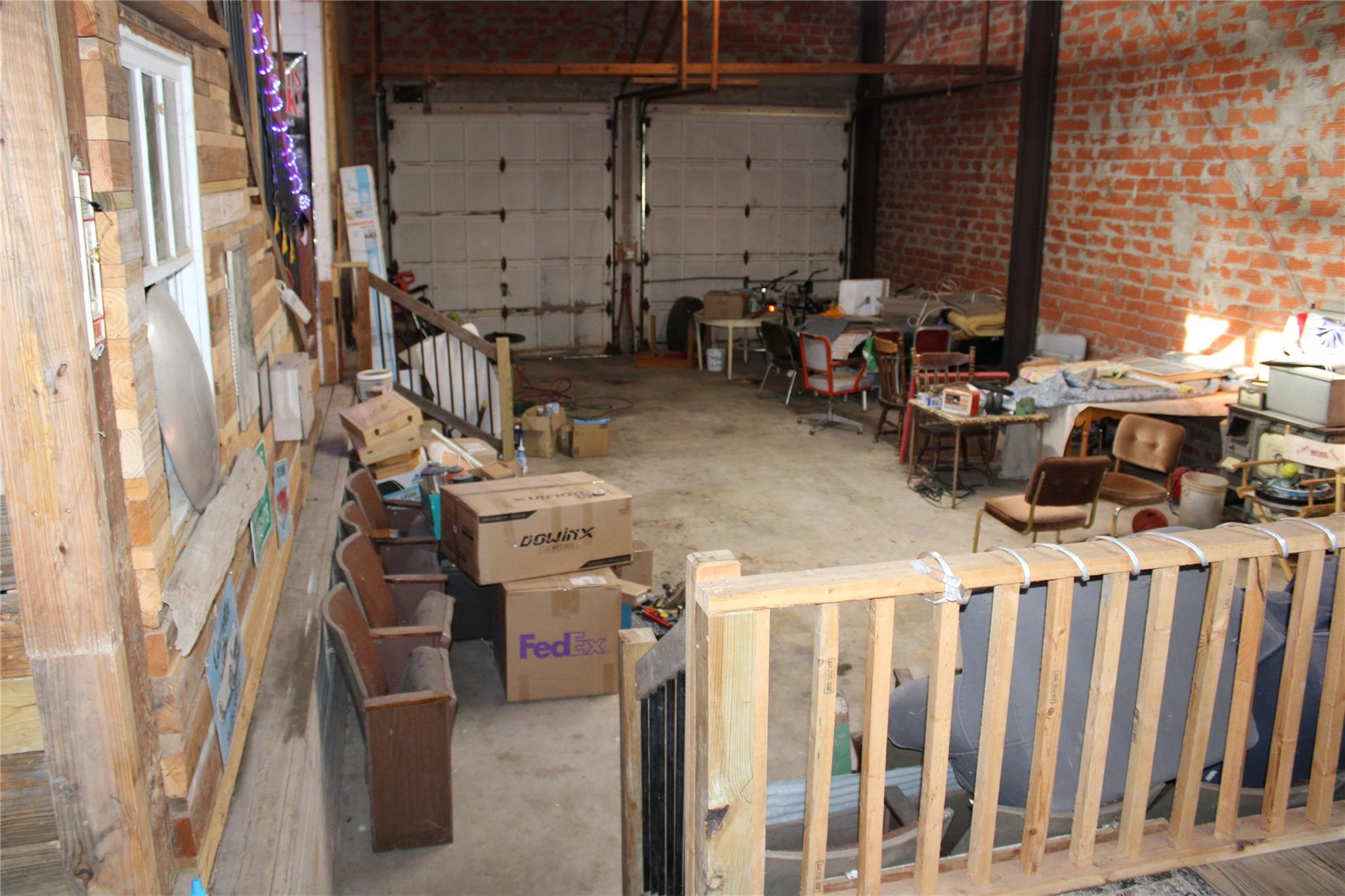 Image 13 of 18 For 702 Pecan St