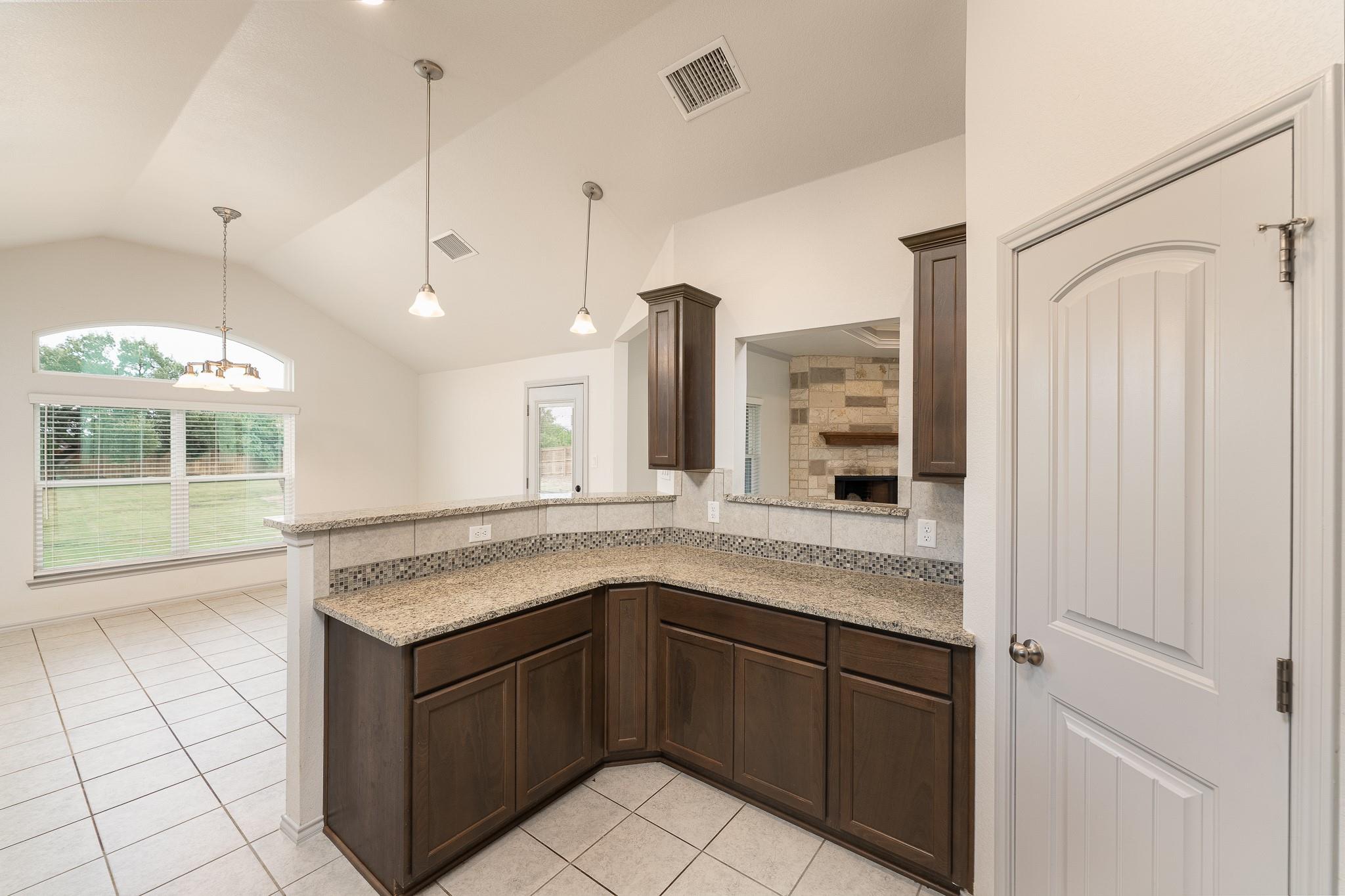 Image 13 of 38 For 2518 Gail Dr