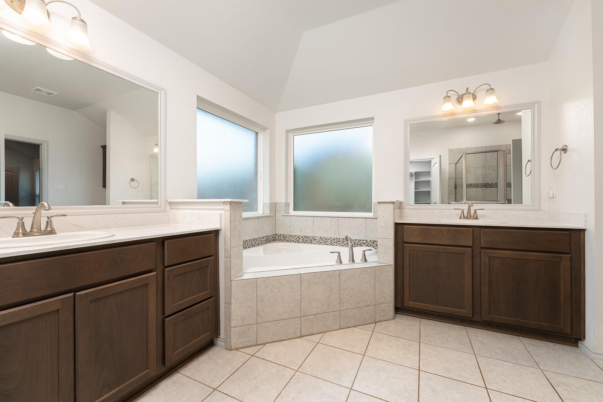 Image 23 of 38 For 2518 Gail Dr