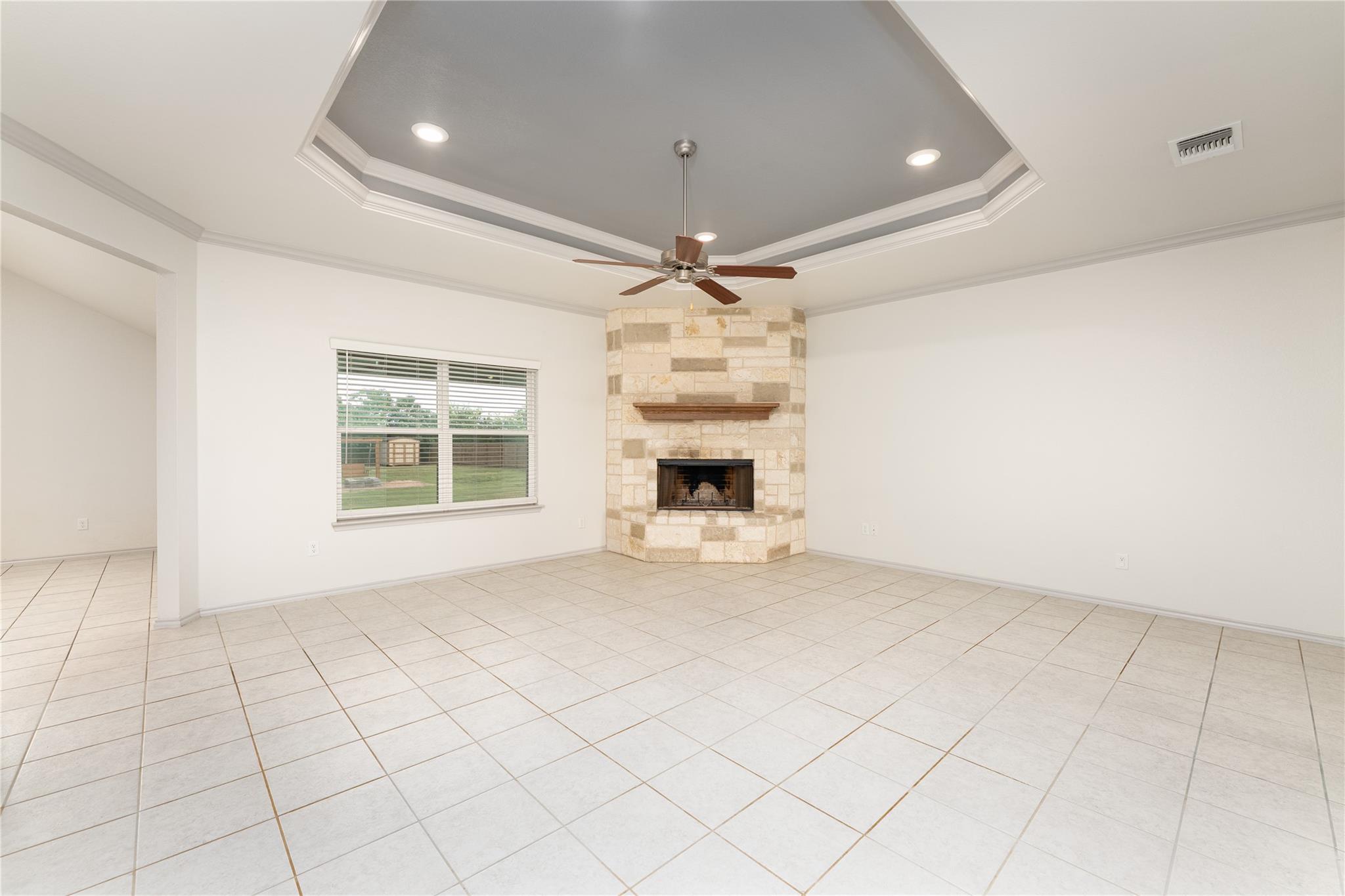 Image 26 of 38 For 2518 Gail Dr