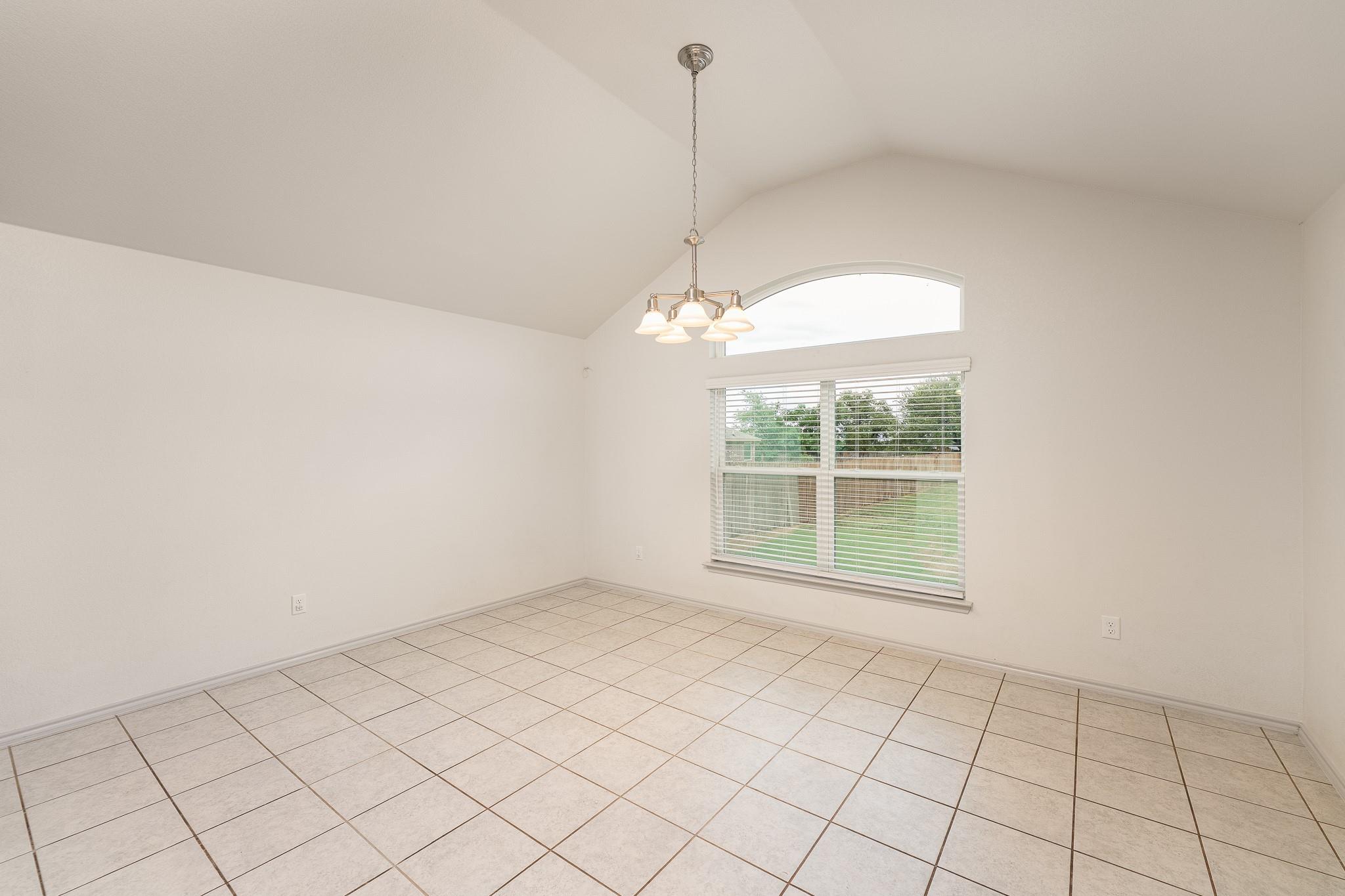 Image 8 of 38 For 2518 Gail Dr