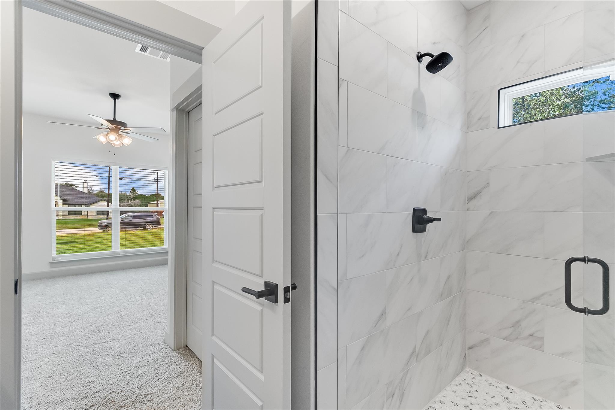 Image 23 of 34 For 825 County Road 3152