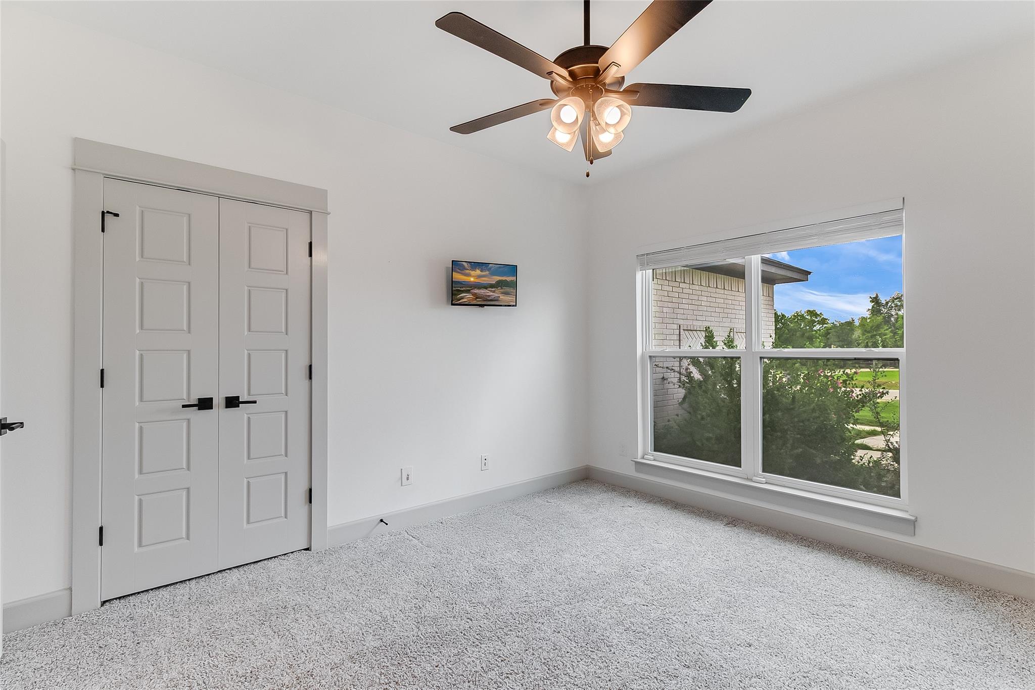 Image 27 of 34 For 825 County Road 3152