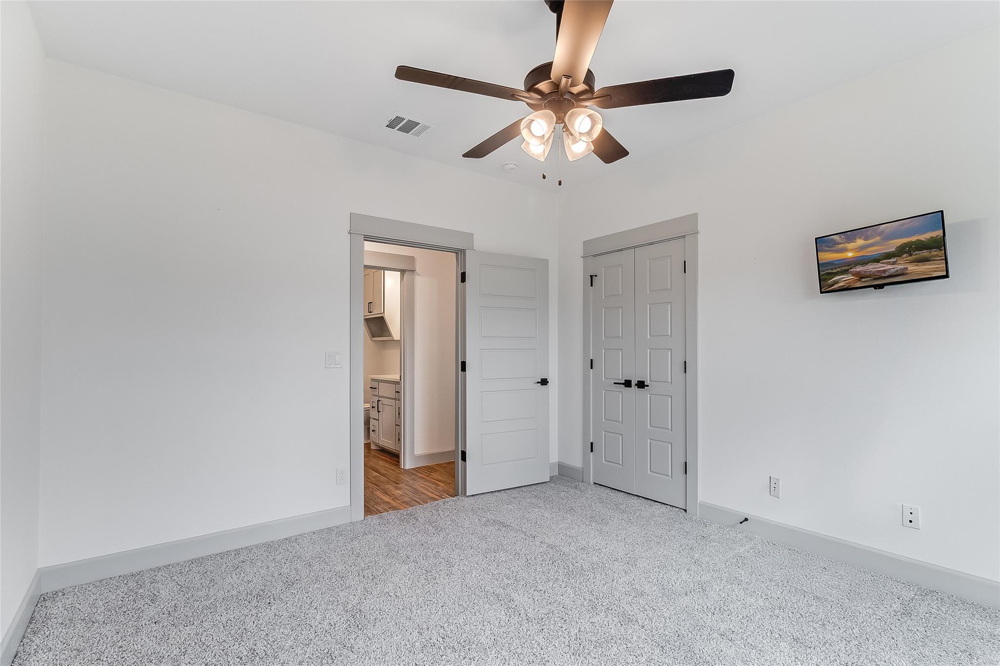 Image 28 of 34 For 825 County Road 3152