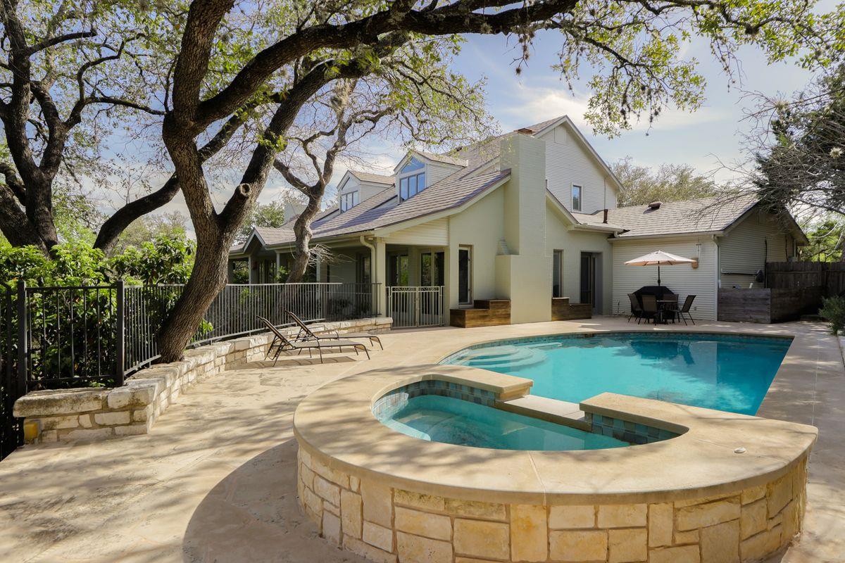 Image 24 of 30 For 2605 Stratford Dr