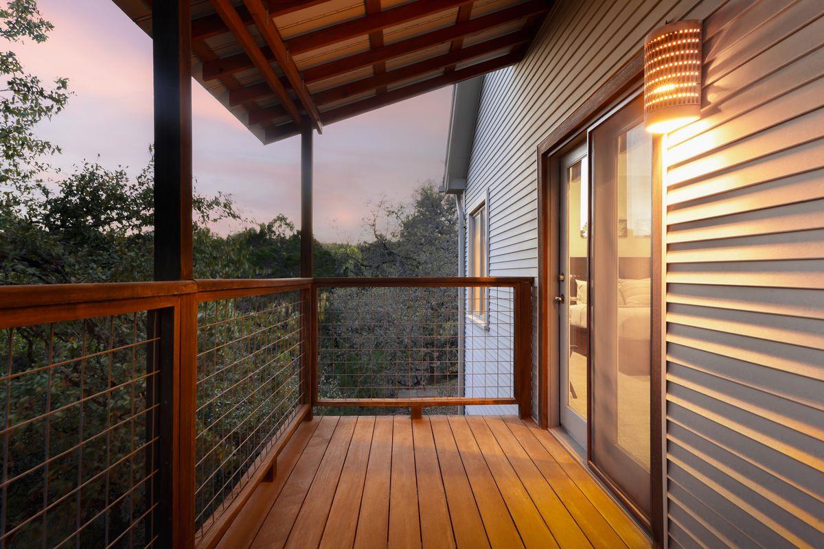 Image 27 of 30 For 2605 Stratford Dr