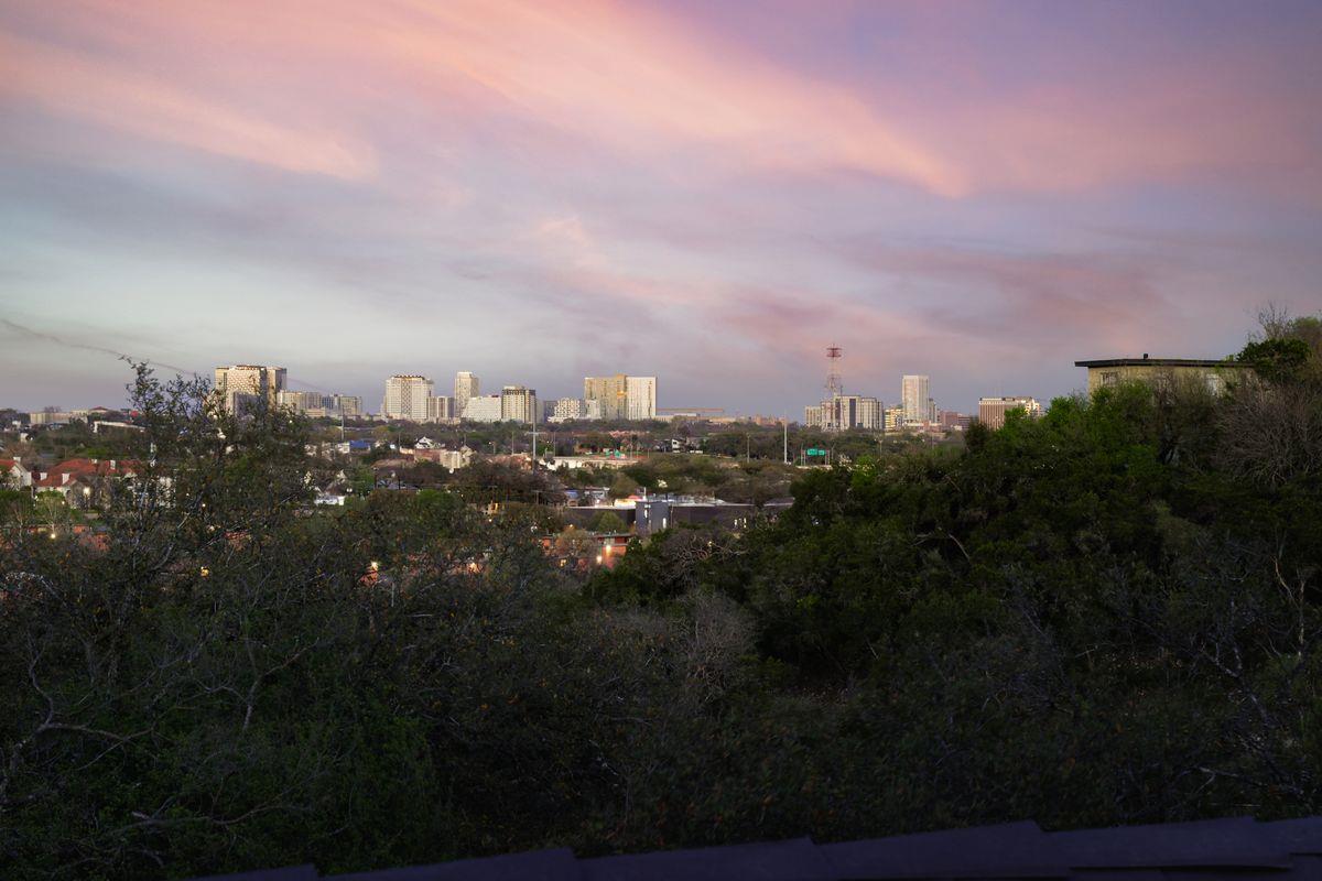 Image 30 of 30 For 2605 Stratford Dr