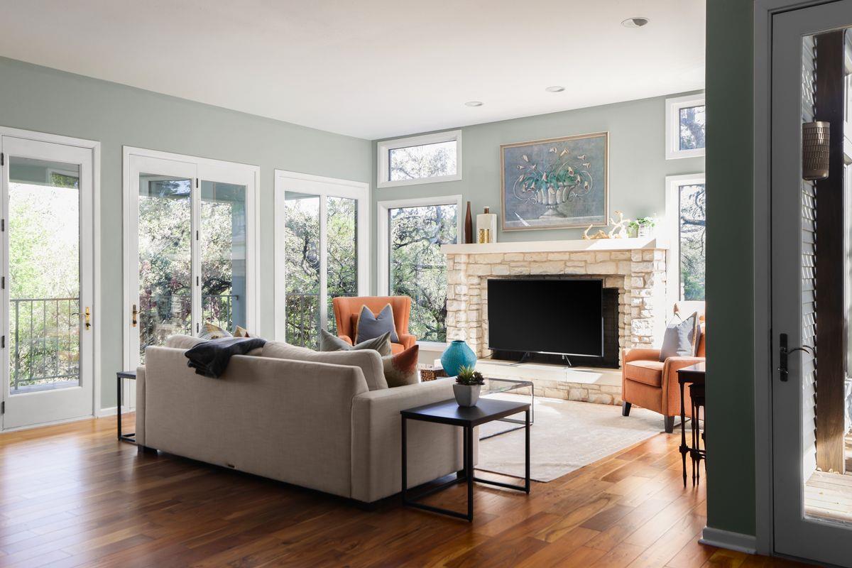 Image 6 of 30 For 2605 Stratford Dr