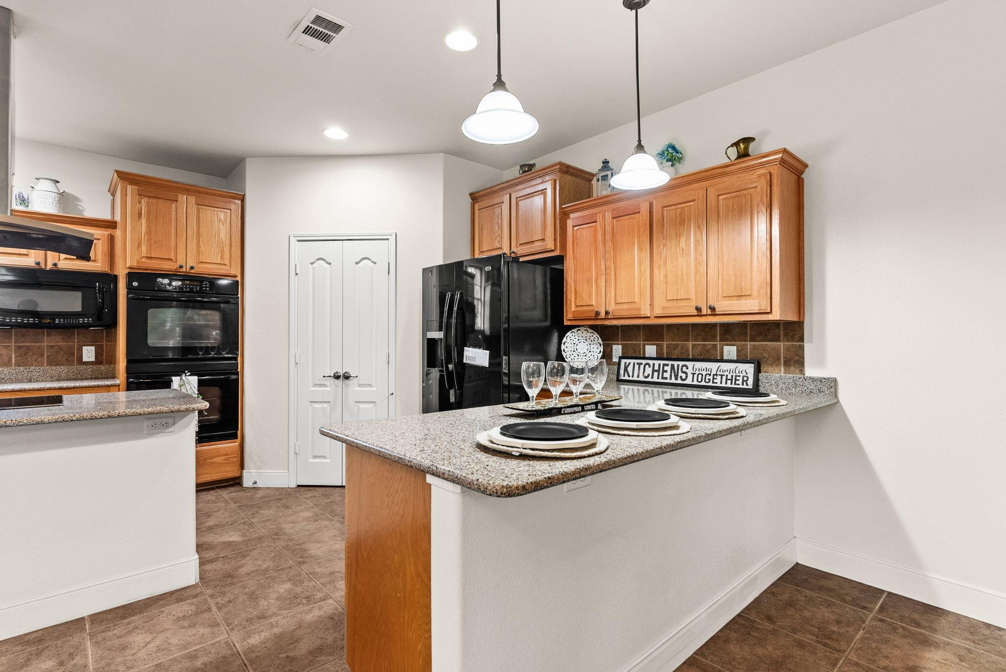 Image 10 of 38 For 2800 Lomas Rodando Calzada Rd