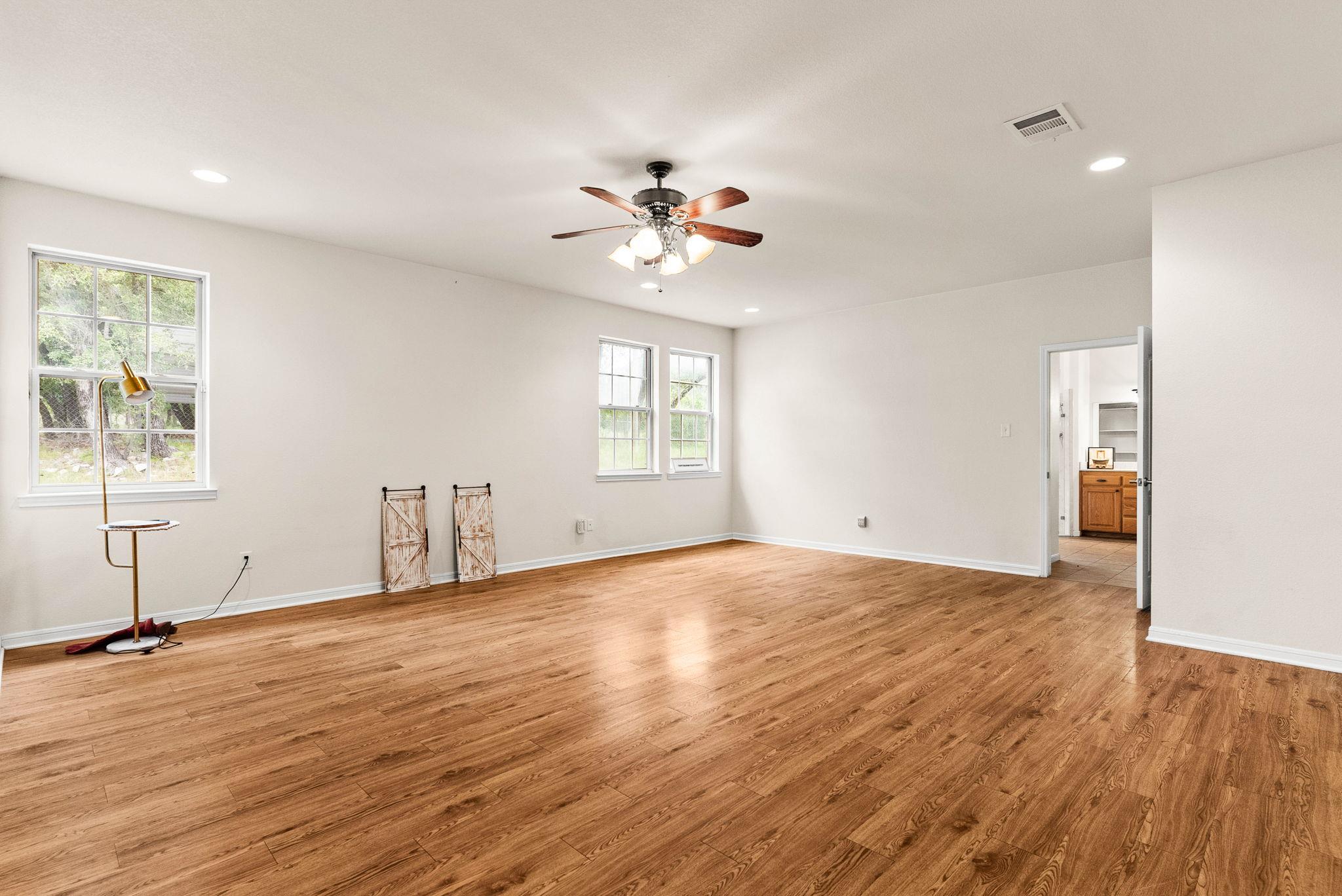 Image 22 of 38 For 2800 Lomas Rodando Calzada Rd