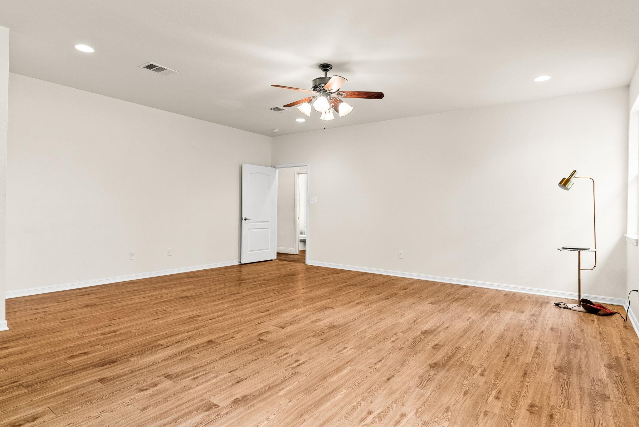 Image 24 of 38 For 2800 Lomas Rodando Calzada Rd