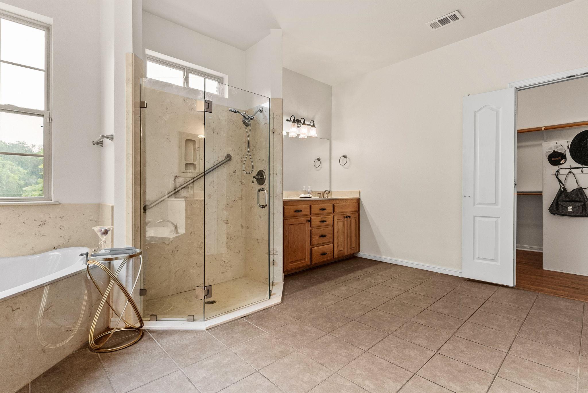 Image 27 of 38 For 2800 Lomas Rodando Calzada Rd