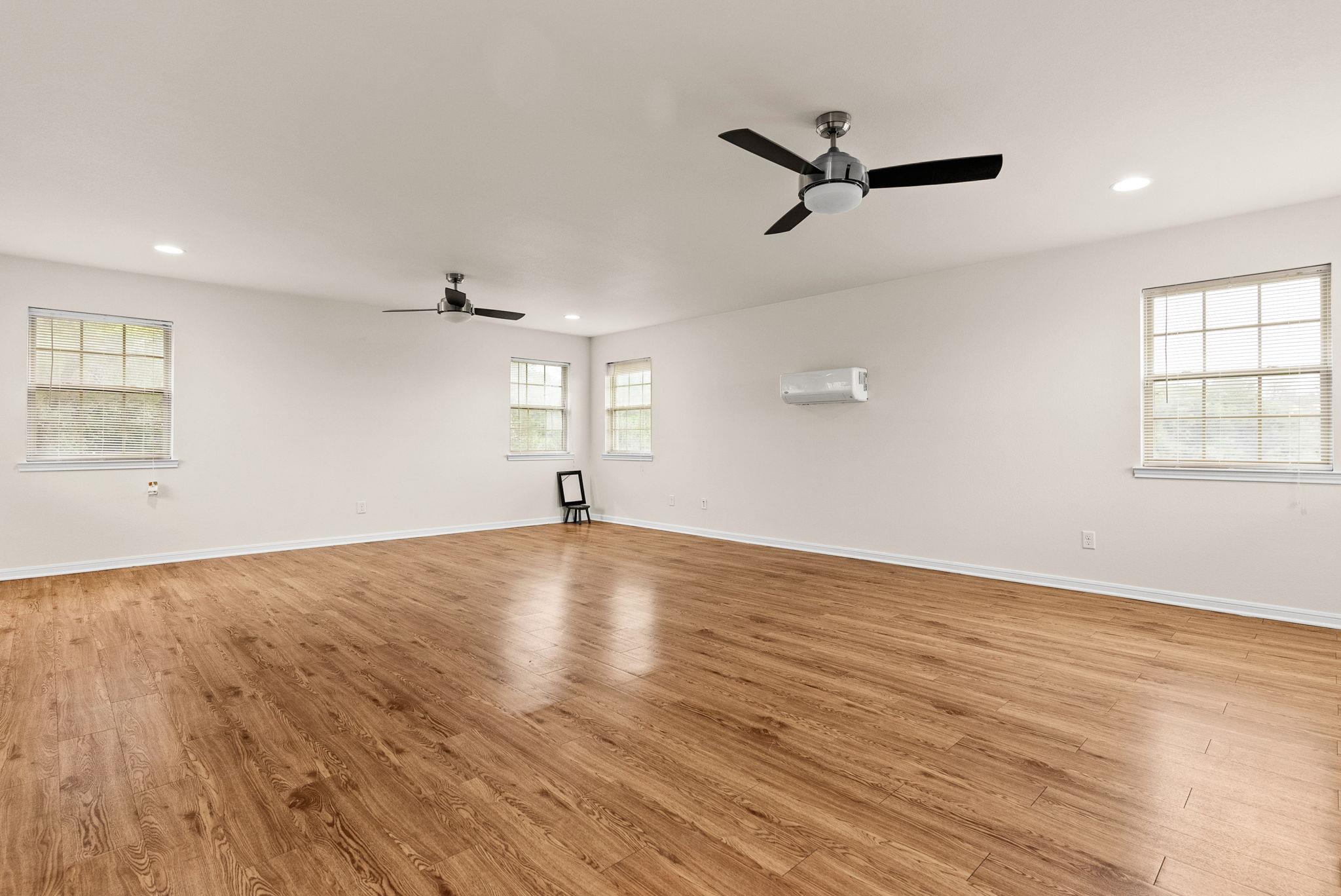 Image 31 of 38 For 2800 Lomas Rodando Calzada Rd