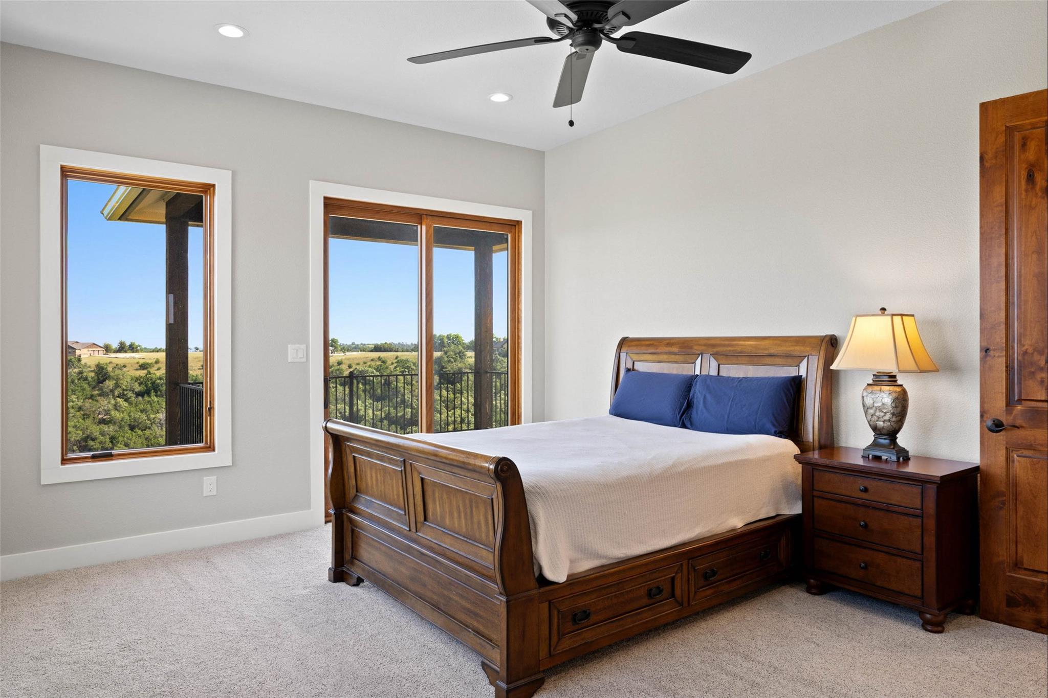 Image 23 of 40 For 234 Elk Run Cv