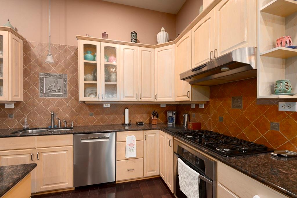 Image 22 of 40 For 2263 Stratford Grace