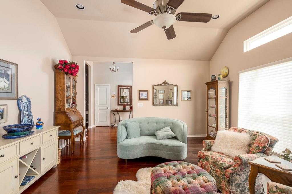 Image 7 of 40 For 2263 Stratford Grace