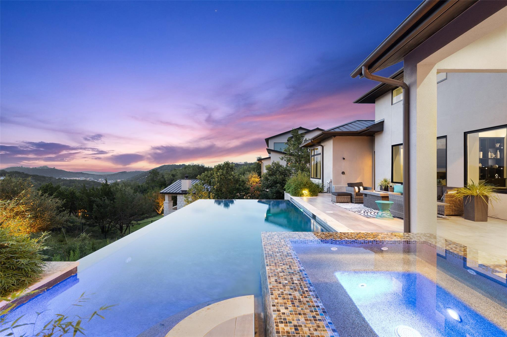 Details for 409 Bowcross Pt, Austin, TX 78738