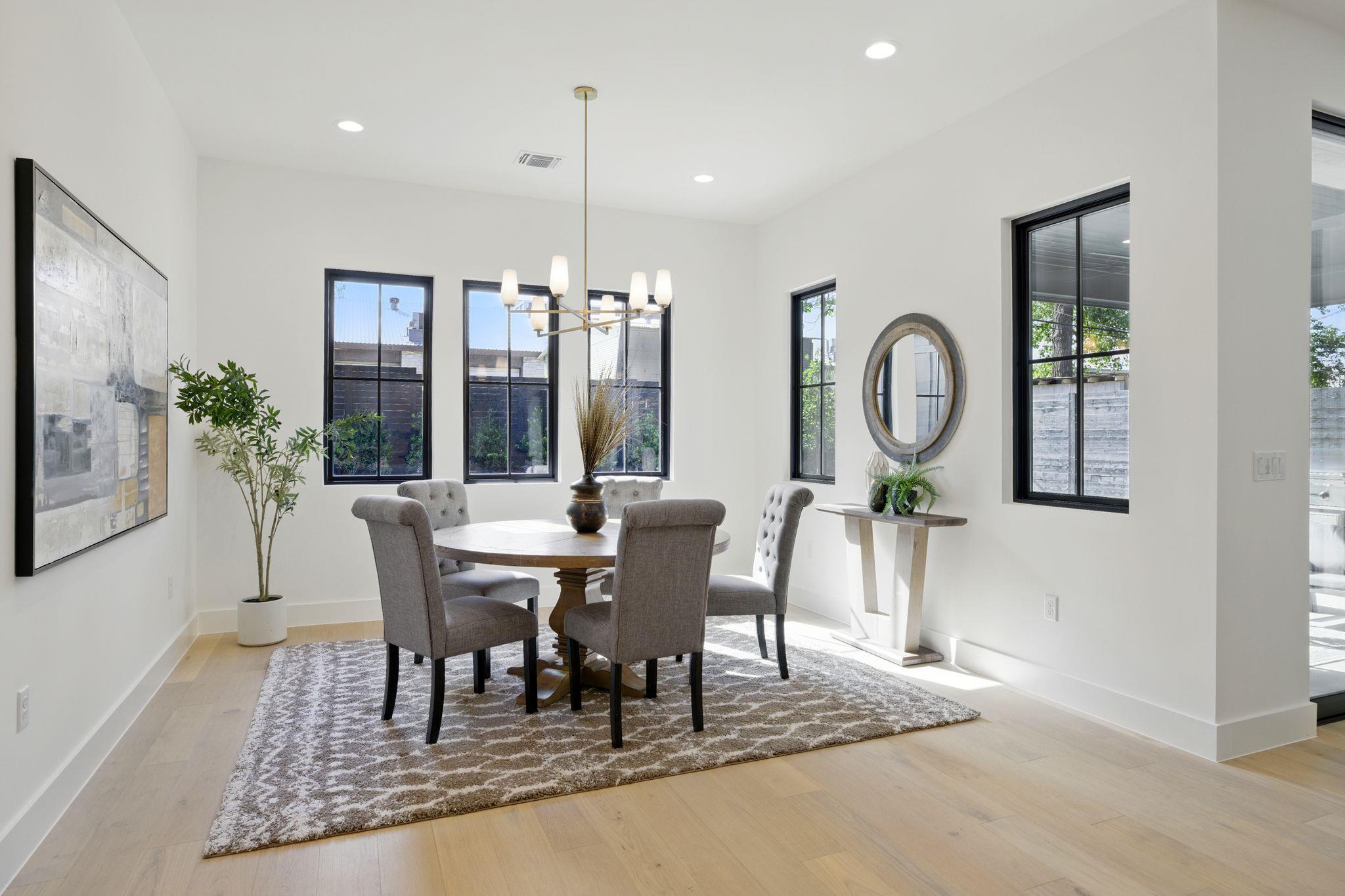 Image 13 of 33 For 7009 Daugherty