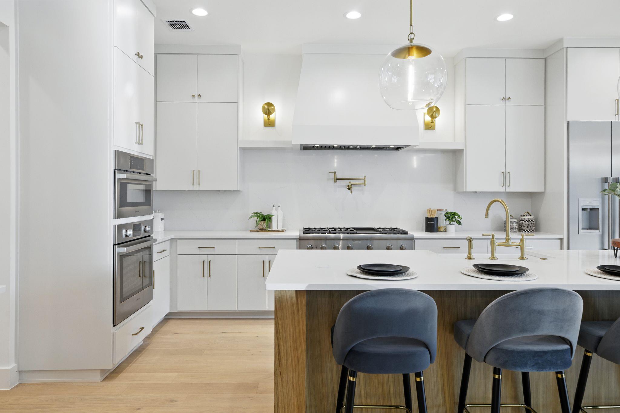 Image 6 of 33 For 7009 Daugherty