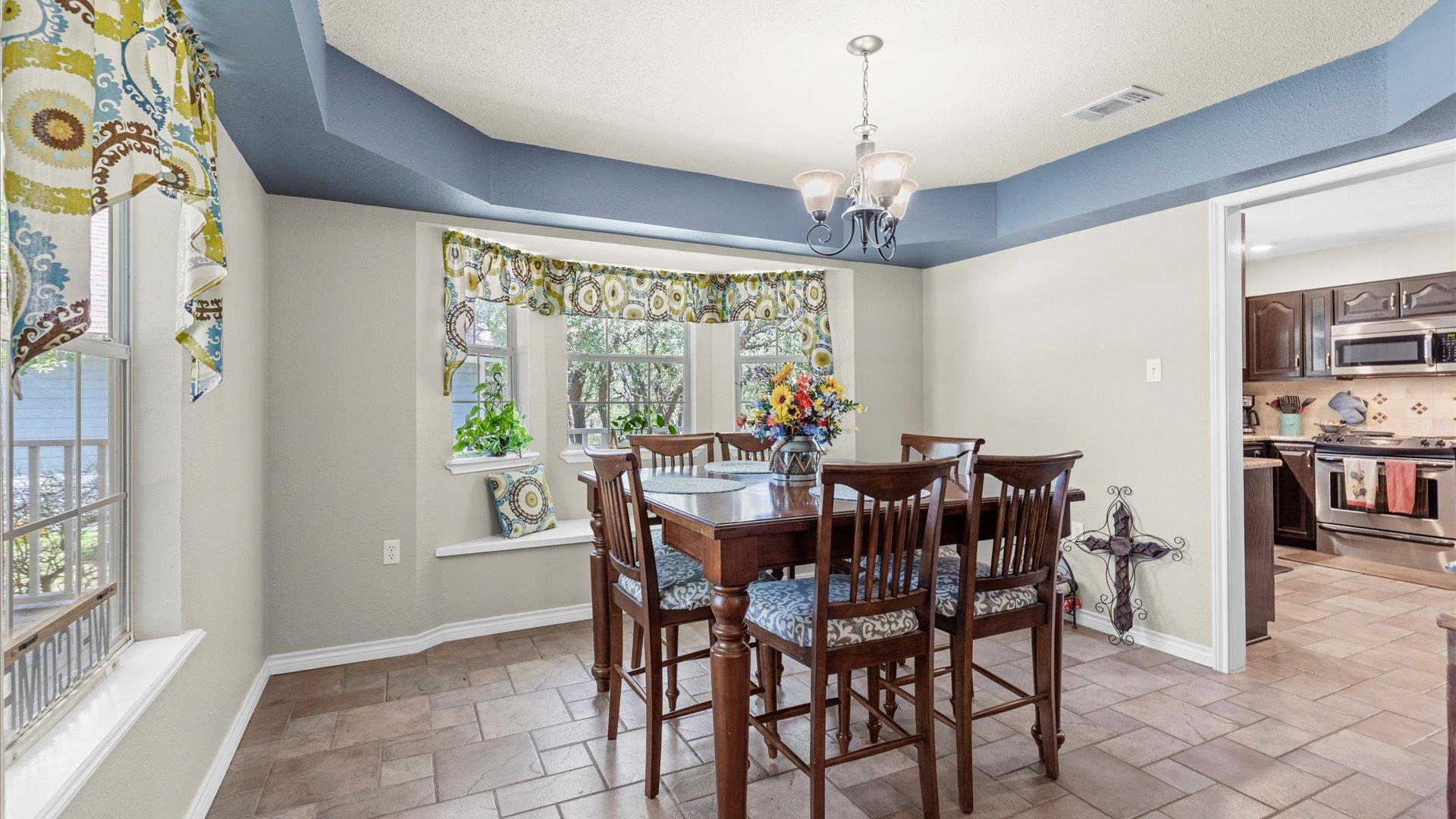 Image 10 of 33 For 689 Abels Way