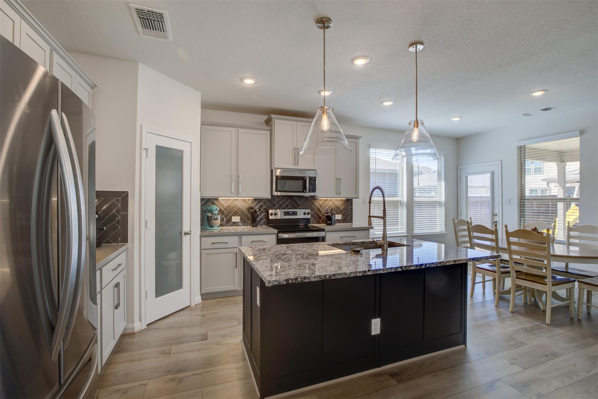 Image 10 of 40 For 3257 Fox Sedge