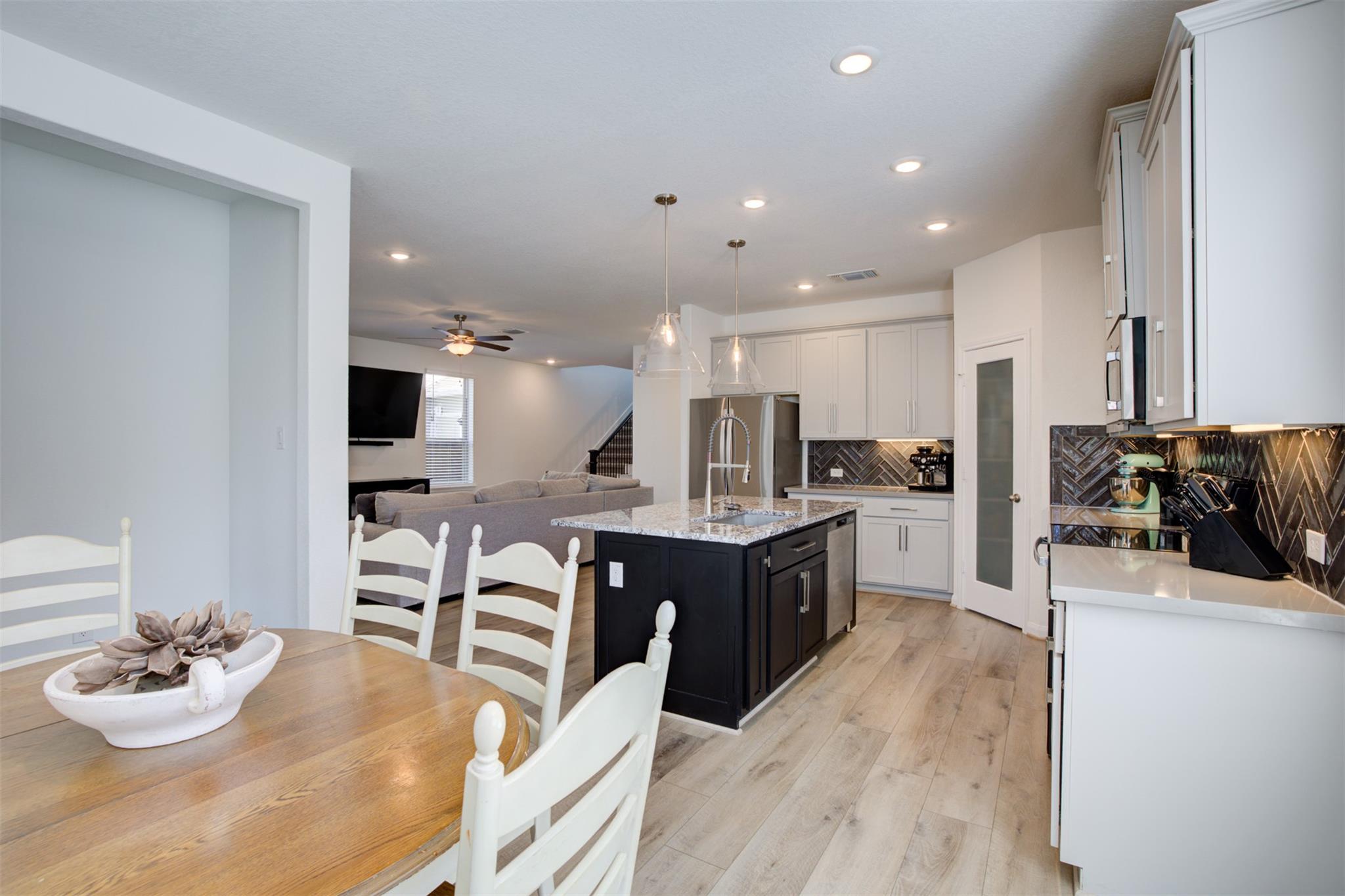 Image 13 of 40 For 3257 Fox Sedge