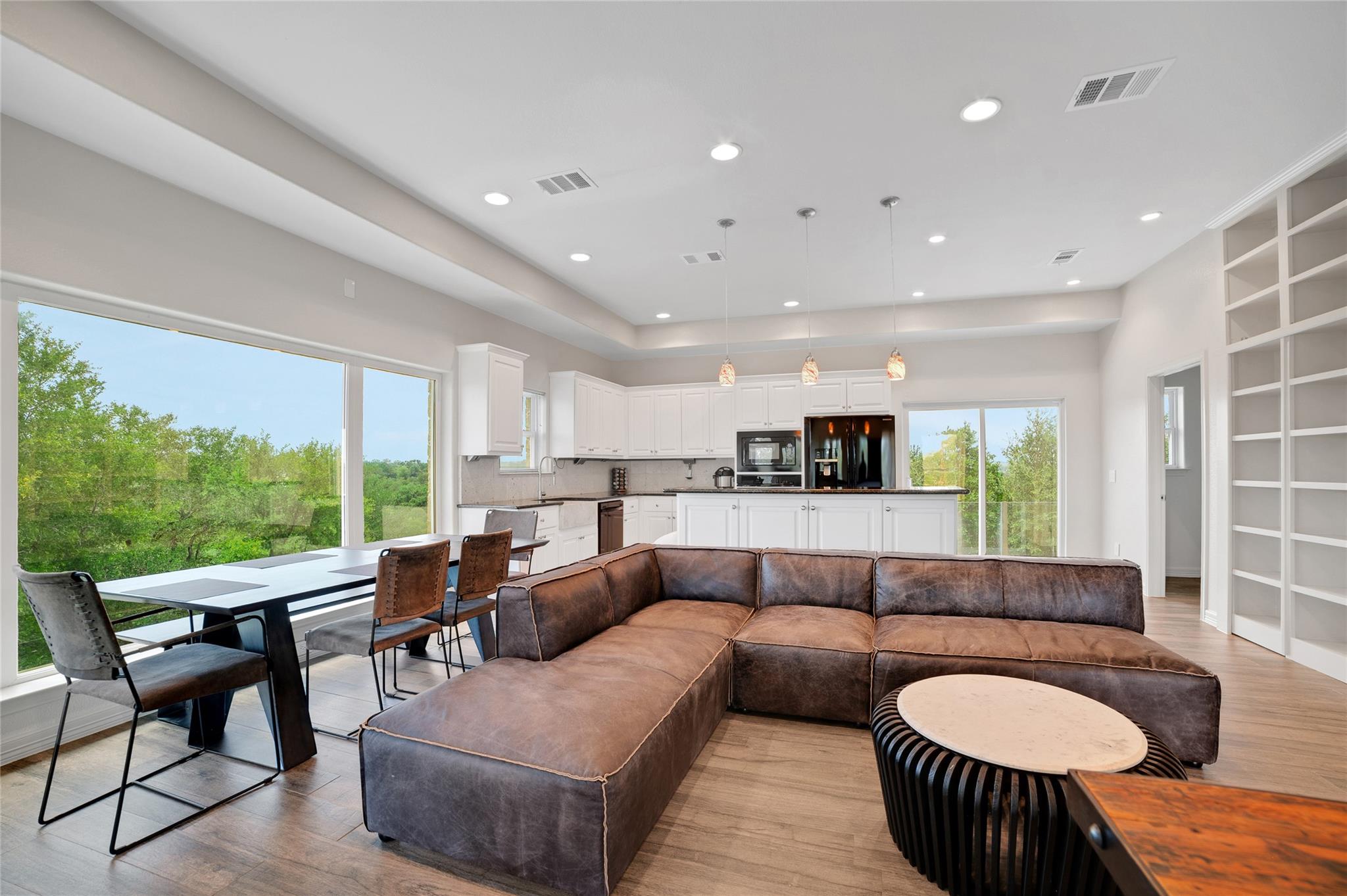 Image 12 of 39 For 520 Double Eagle Ranch Dr