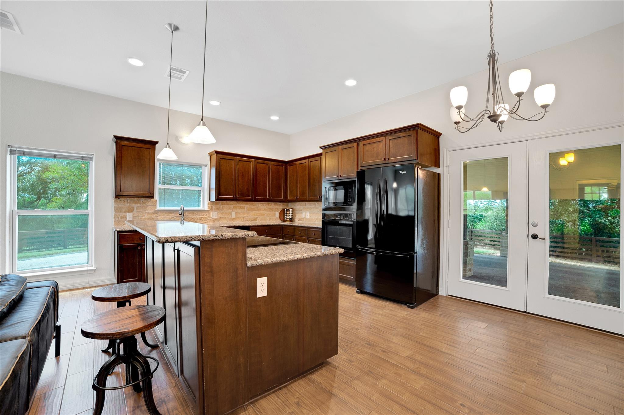 Image 16 of 39 For 520 Double Eagle Ranch Dr