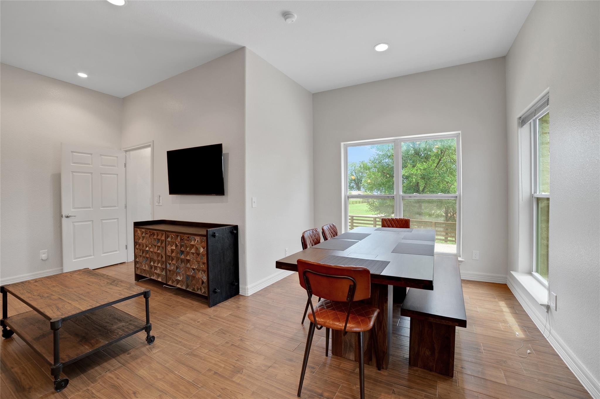 Image 18 of 39 For 520 Double Eagle Ranch Dr