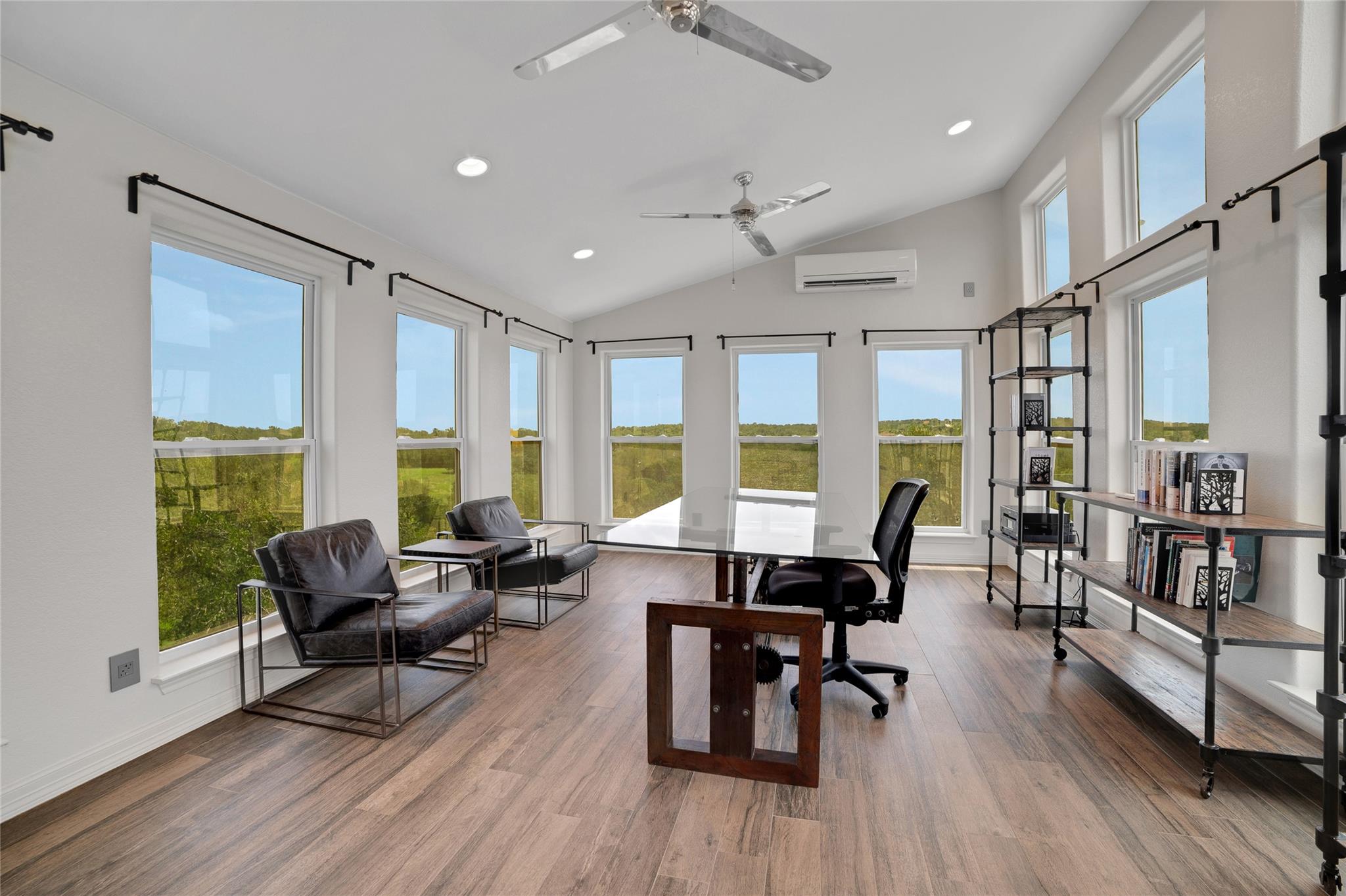 Image 20 of 39 For 520 Double Eagle Ranch Dr