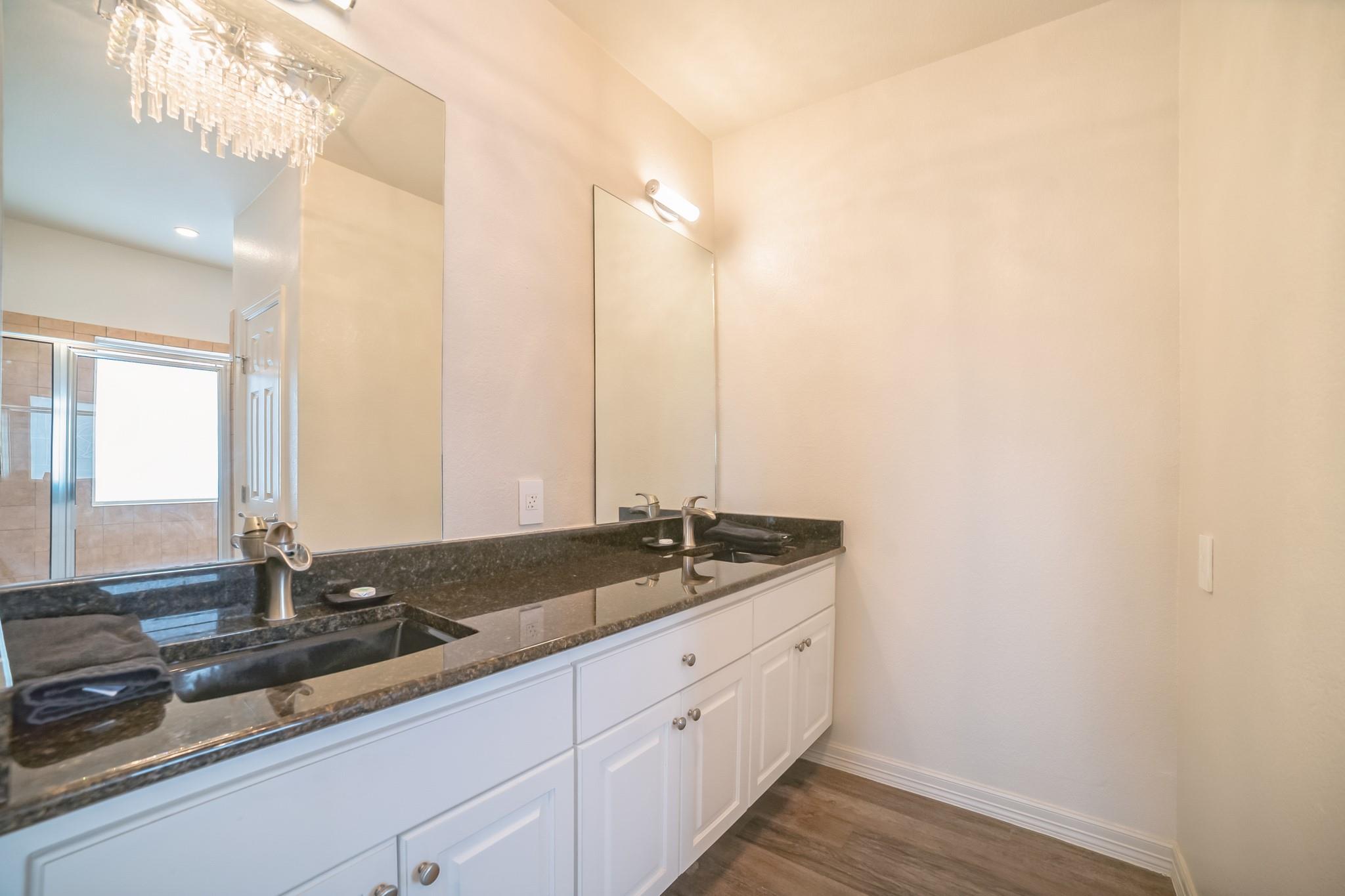 Image 25 of 39 For 520 Double Eagle Ranch Dr