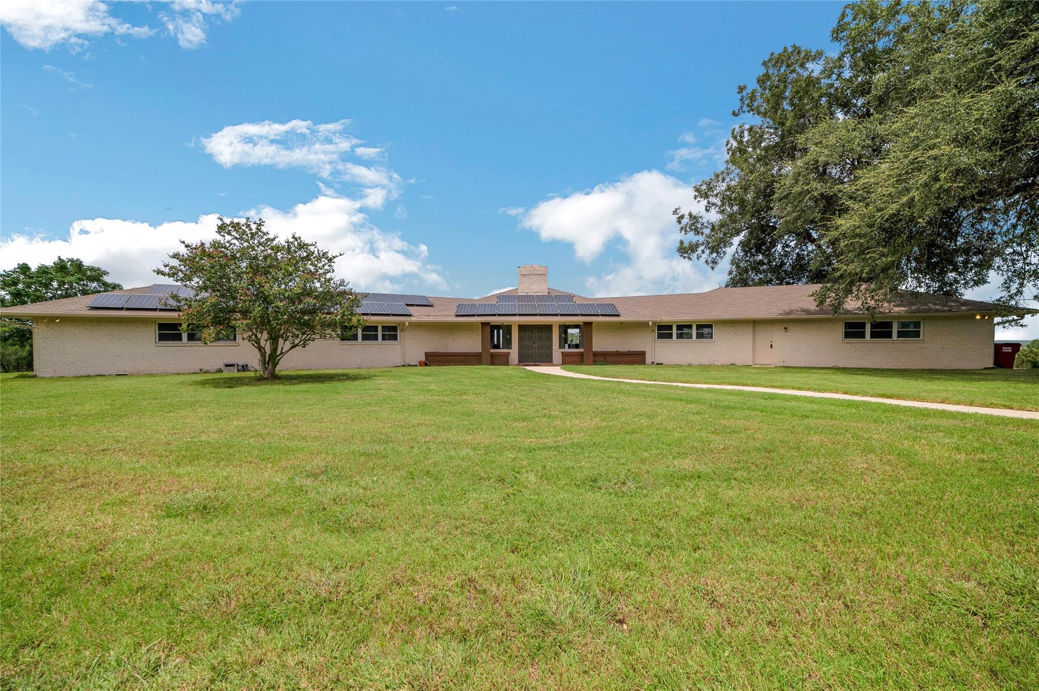 Image 28 of 39 For 520 Double Eagle Ranch Dr