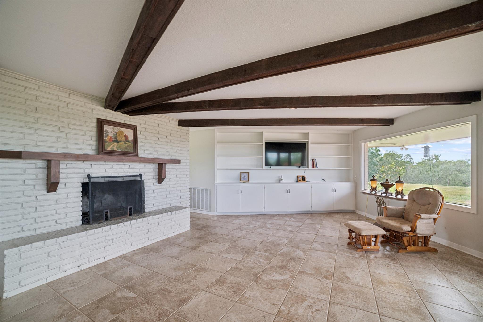 Image 29 of 39 For 520 Double Eagle Ranch Dr